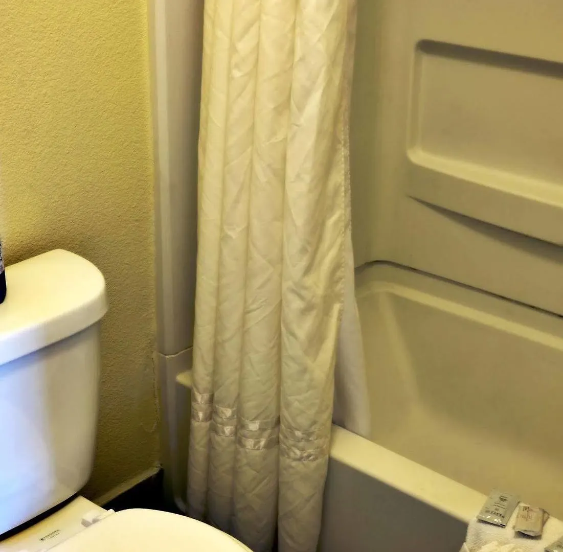 Lemon Heights Inn Tustin 2*,