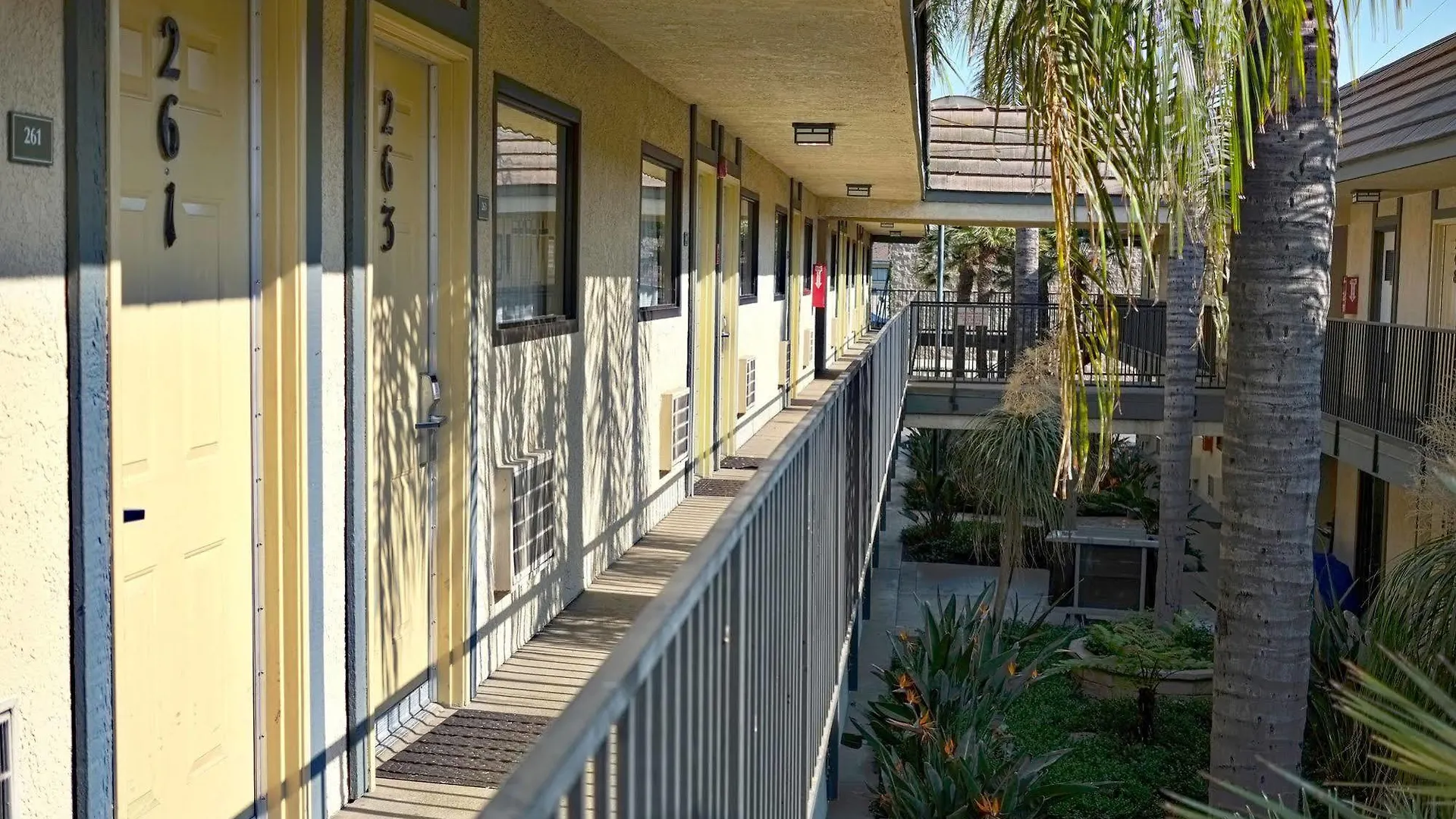 Lemon Heights Inn Tustin Hotel